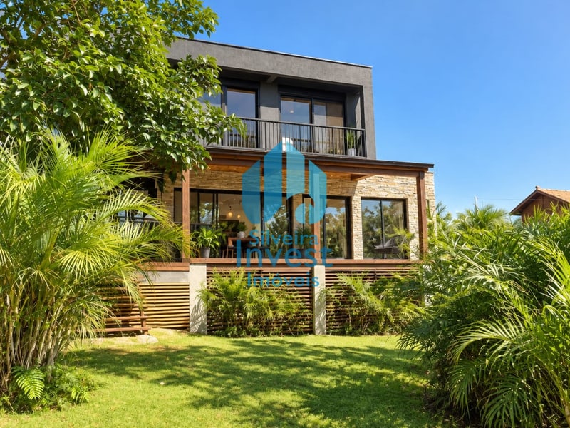 Linda Casa Próxima ao Centrinho e da Praia, Praia do Rosa | Imbituba - SC