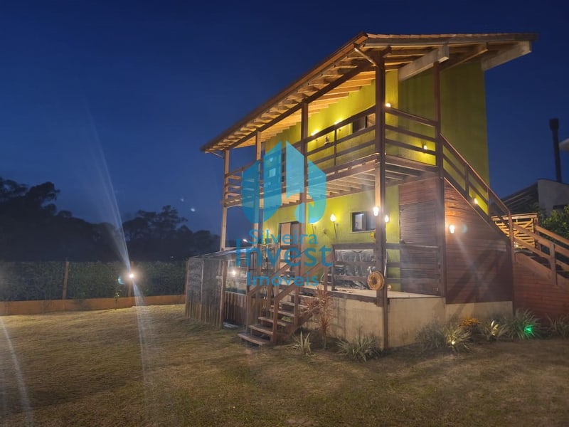 Dois Lofts em Amplo Terreno, Praia do Rosa | Imbituba - SC
