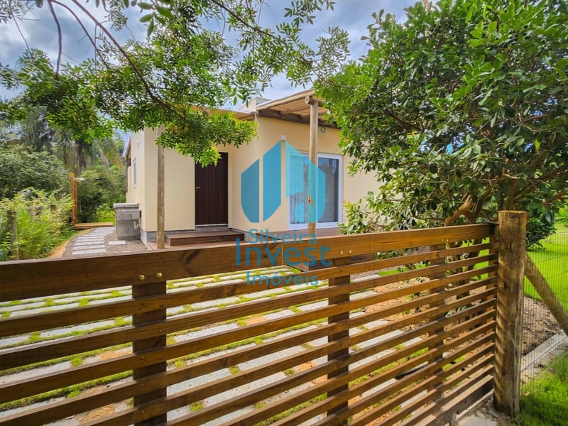 Bela Casa Térrea a 250 m do Mar, Praia da Ferrugem | Garopaba - SC
